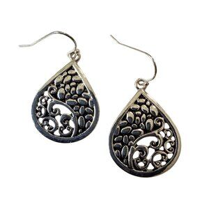 Y2K Silver Tone Teardrop Filigree Dangle Earrings Nickel Free Hypoallergenic